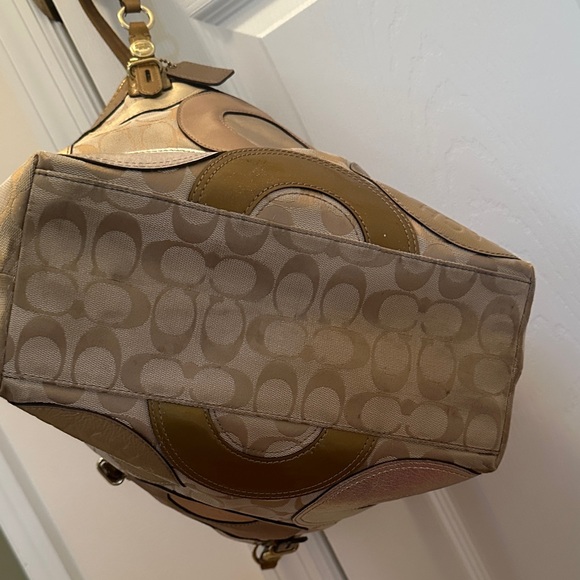 Coach Vintage Carly Patchwork Shoulder Bag - Picture 8 of 17